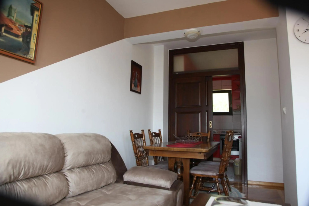 HSH Apartments