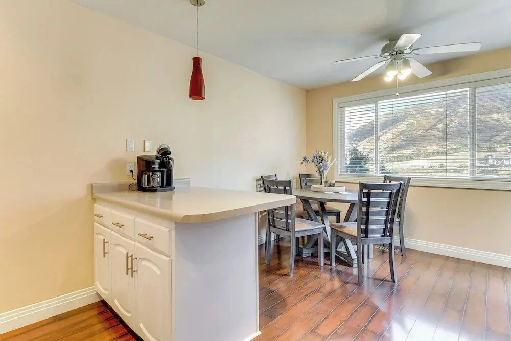 Big Space, Bigger View! Cottonwood Canyon Retreat