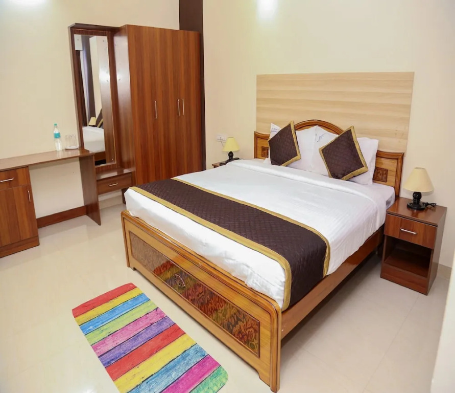 FabHotel Manis Residency