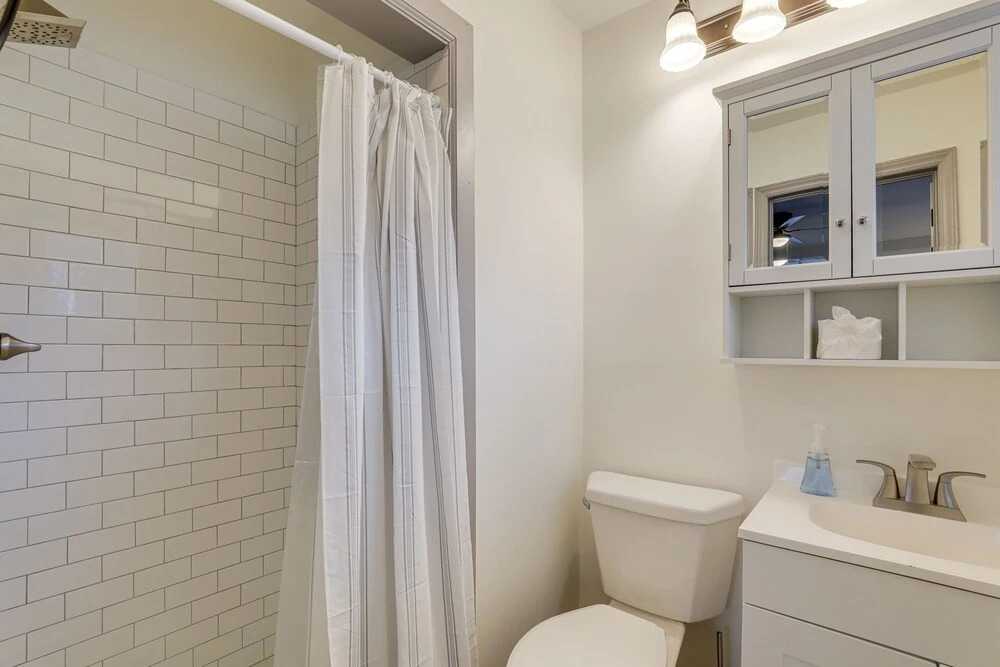 Stylish Decatur Home w/ Patio: 10 Mi to Atlanta!
