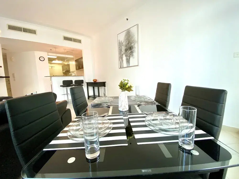 Modern and cozy 2BR Apartment in Torch Tower Dubai