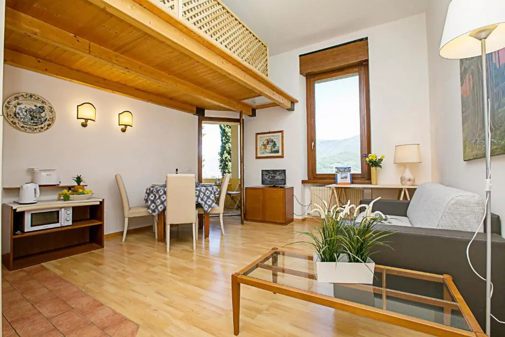 Appartamento Villa Lina with Lake View - Happy Rentals
