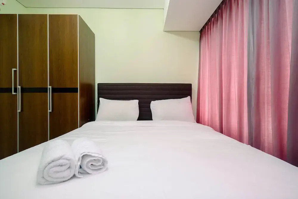 Elegant Nifarro Park 2BR Apartment with Best View