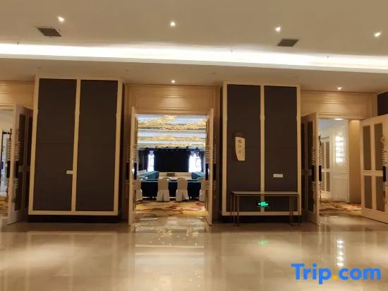 Zhushan Hotel