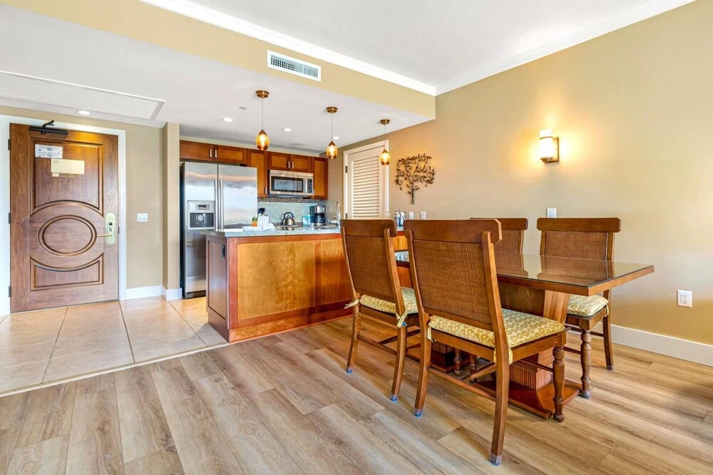K B M Resorts- Hkk-510 Tropical 1bdrm, Private Balcony, Partial Ocean Views, Alfresco Dining!