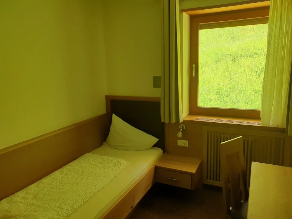 Pension Gasthof Haselstaude