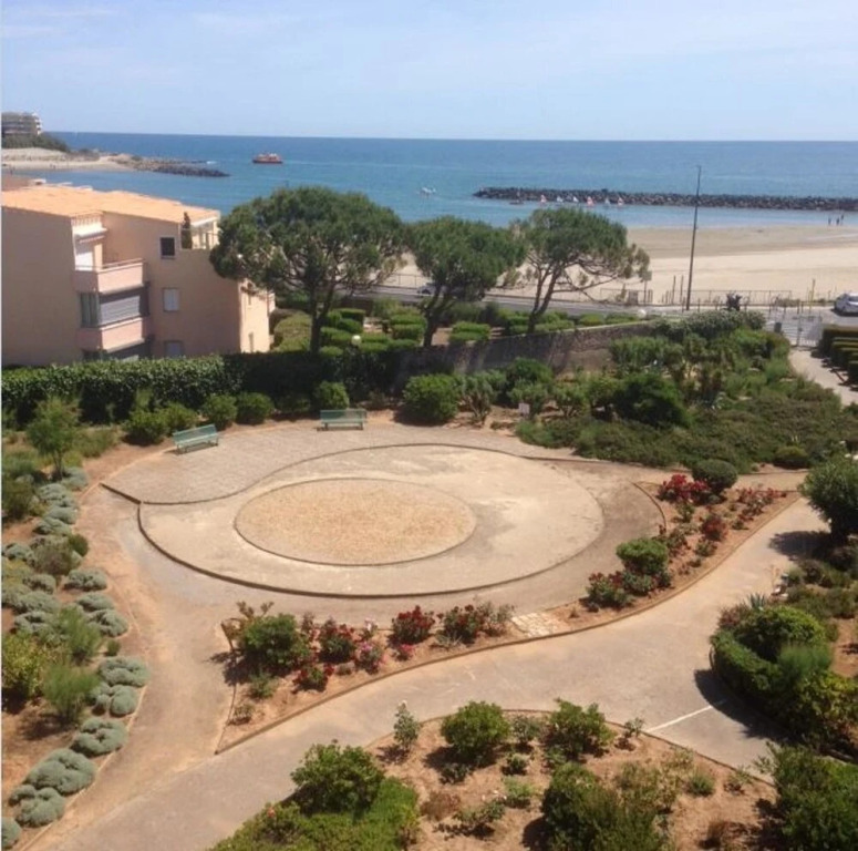 Studio in Sète, With Wonderful sea View and Enclosed Garden - 140 m Fr