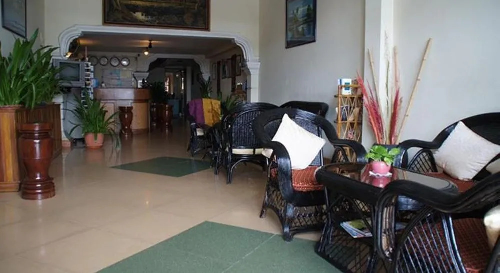 Cozyna Hotel