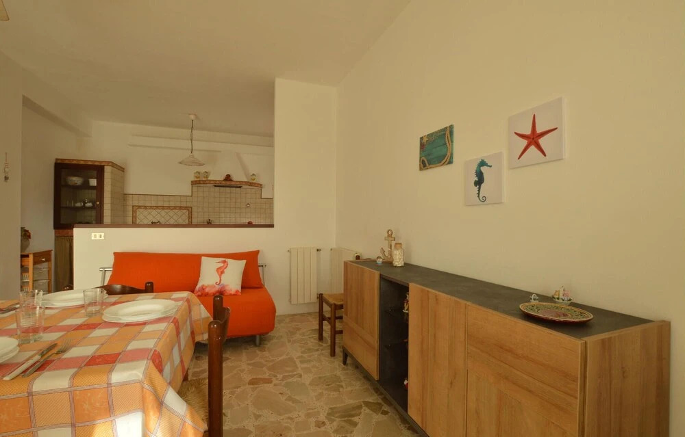 Awesome Apartment in Contrada Fiori Sud With 1 Bedrooms and Wifi