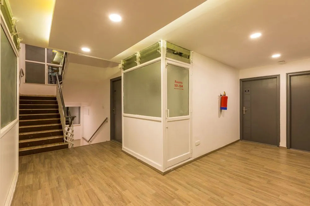 OYO Townhouse 025 Garuda Mall Bangalore