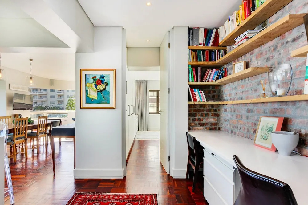 Sea Point Kingsgate Apartment