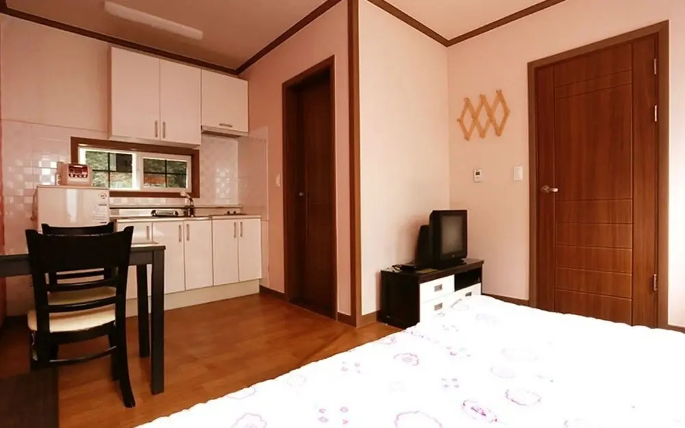 Jecheon Sangwagyegok Grigona Pension