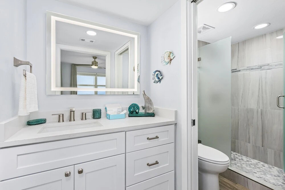 Beach Villas # 102-250 Estero Blvd apts