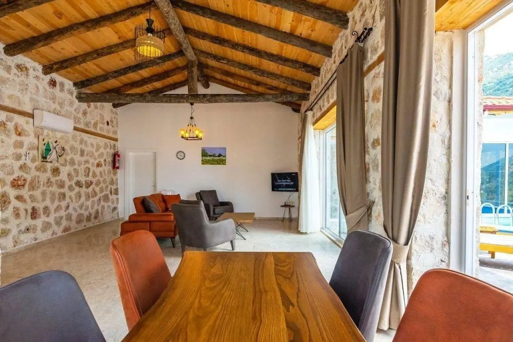 Villa Bal 2