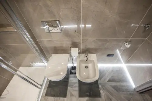 Davinci Apartament Near Duomo