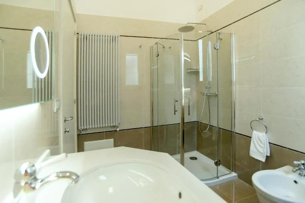 Coclee Suite Palace