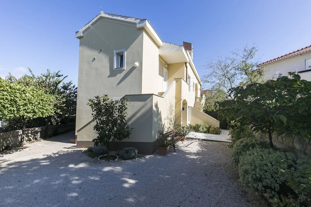 Apartments Vesna