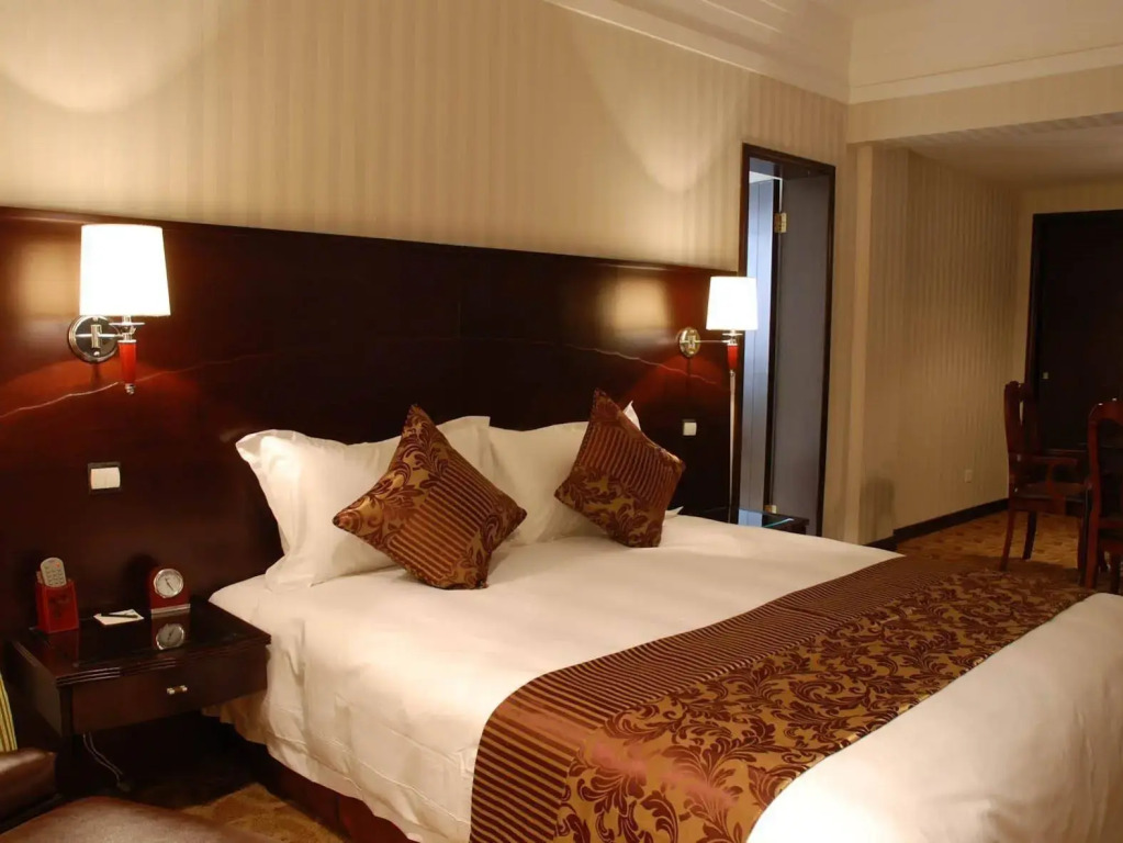 S&N Phoenix Comfort Villa