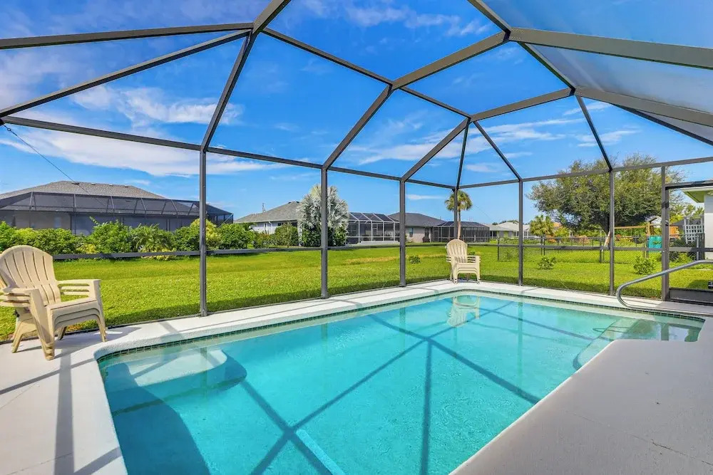 Near 5 Golf Courses: Rotonda West Home w Pool