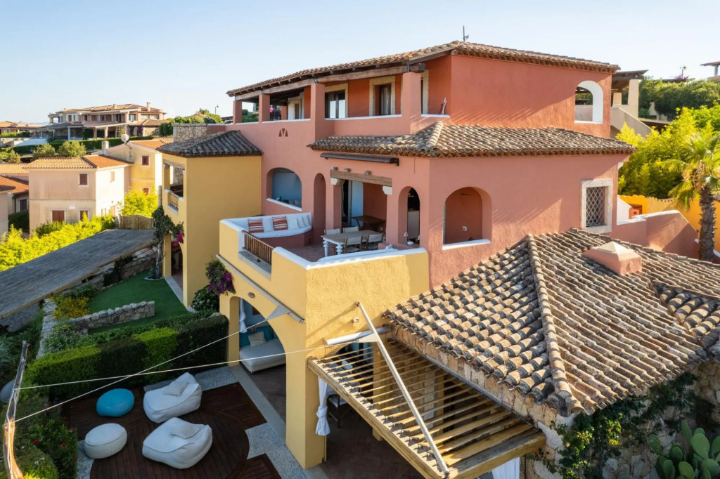 The Tavolara apartment is a very spacious three-room apartment (about 100 square meters) consisting-Tavolara