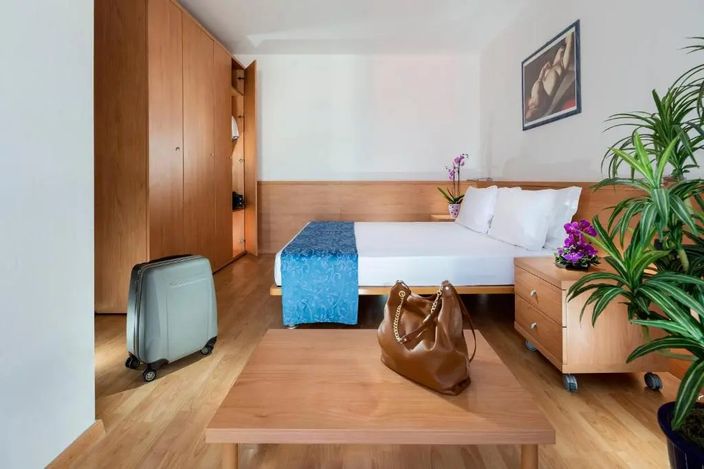 Aparthotel Esperya
