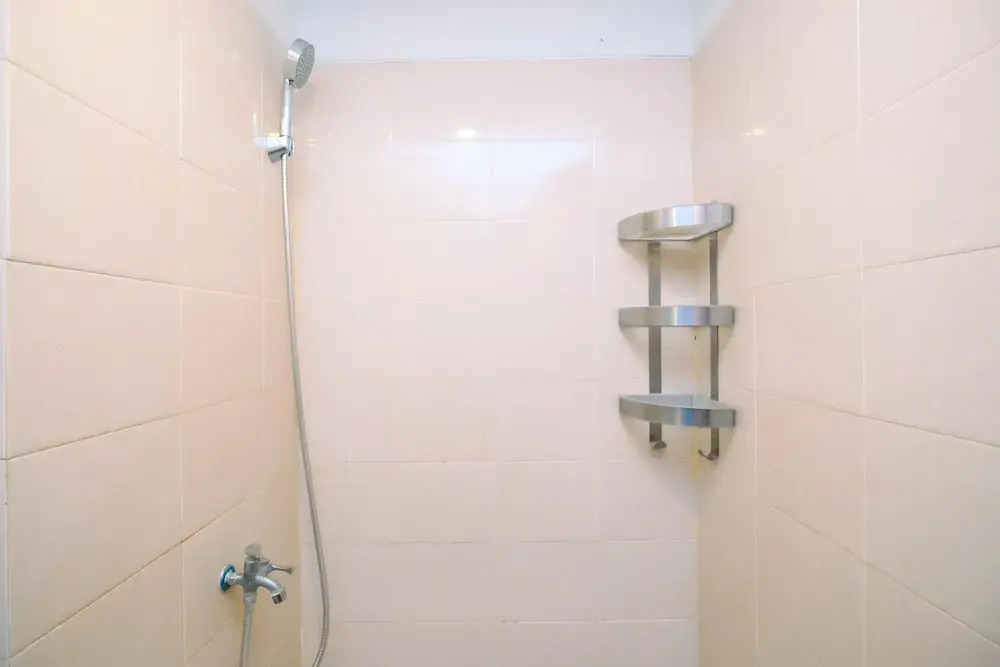 Comfort And Homey 2Br At Titanium Square Apartment