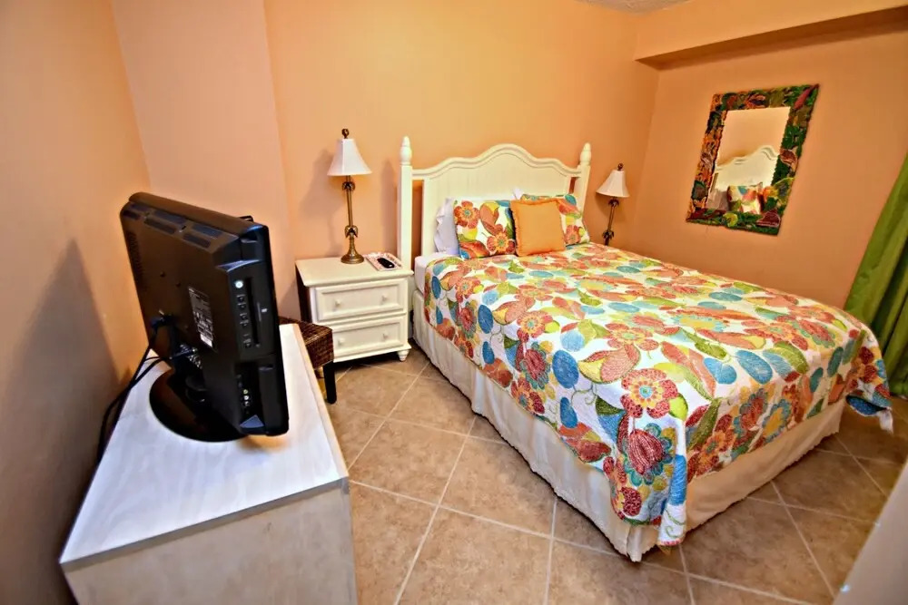 Harbour Place 207 2 Bedroom Condo