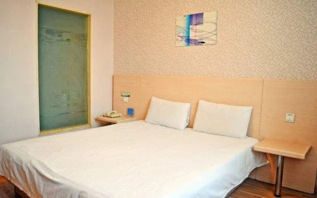 Eaka Hotel 365