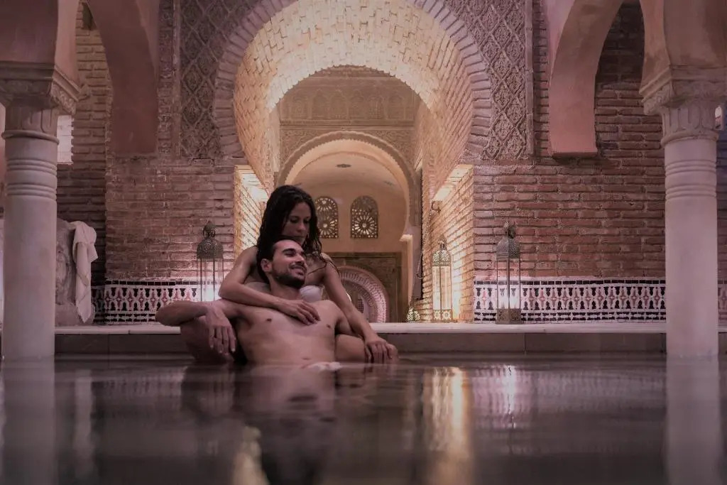 ALHAMBRA.MESONES 4