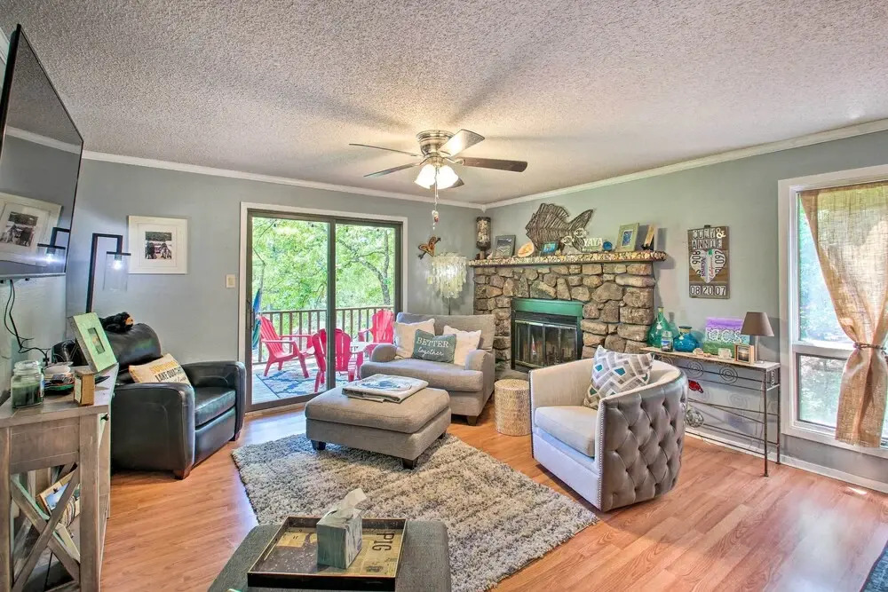 Mount Ida Condo w/ Balcony + Resort Amenities