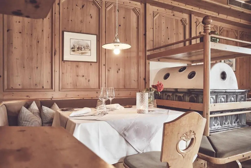 byHaller Suites & AO Restaurant