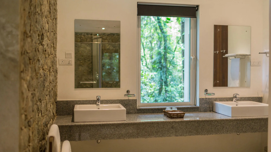 Palmstone Retreat-Rafting, Hiking, and Waterfall Treks