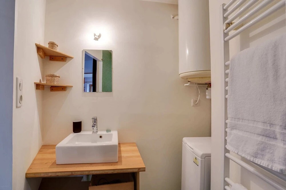 Loft-style Apartment in the 3rd District