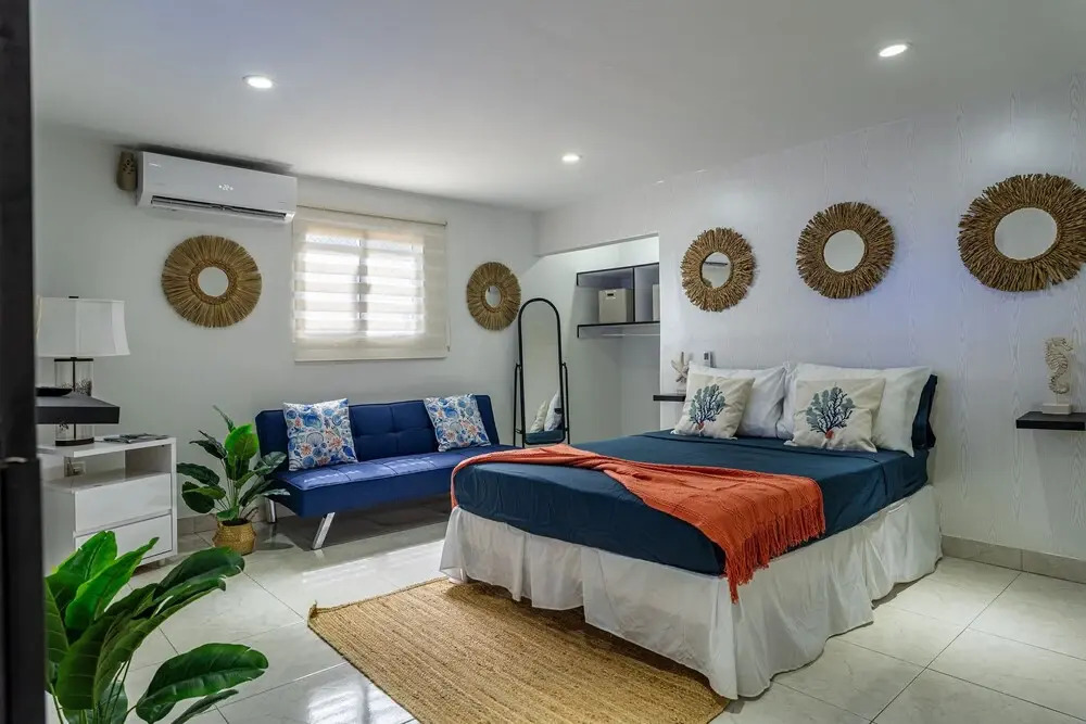Love and Peace Vacation Rental Aruba