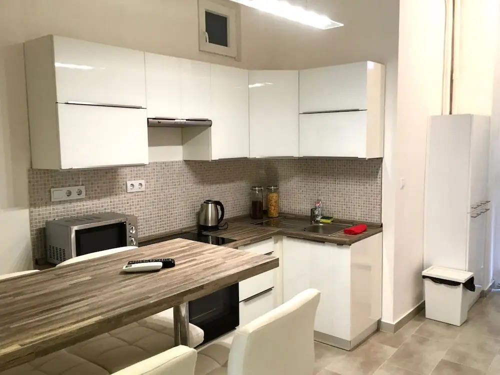 Standard Apartment by Hi5 - Akácfa 54