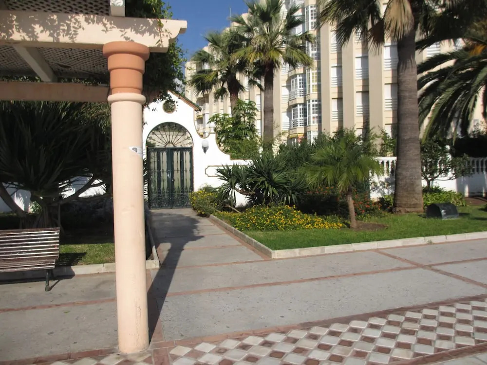 Rentcostadelsol Benalmadena-Pto Marina