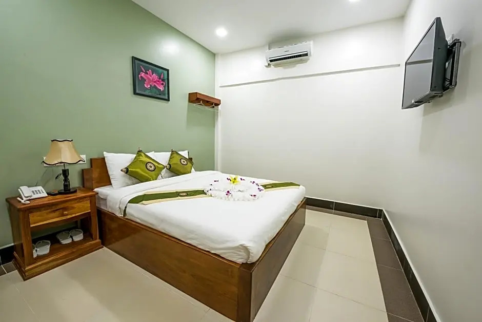 NKS Hotel