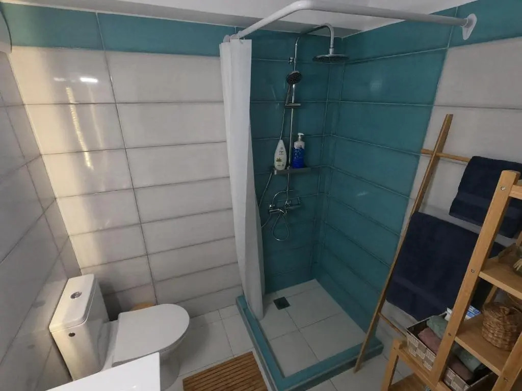 roomaki -tasteful studio in the center w/ parking
