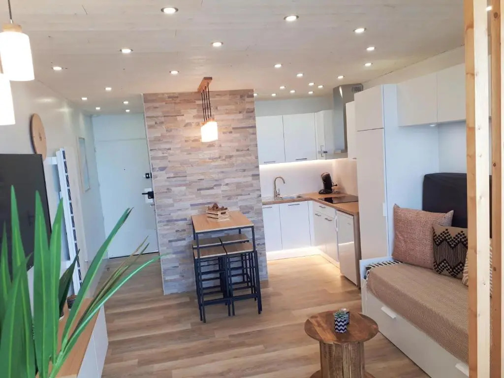 Magnifique Studio Face Mer Avec Place Privative. (Adults Only)