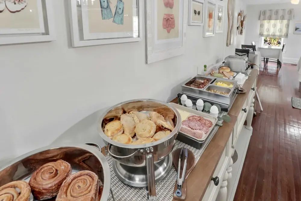 Hibiscus House Bed Breakfast Seashell Room