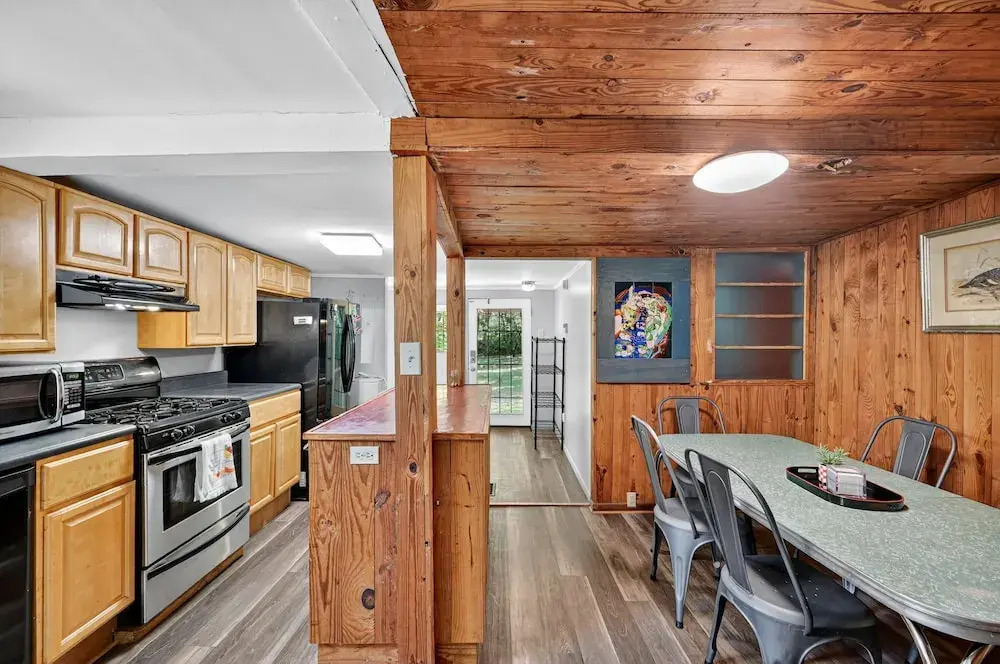Historic Athens Home With Location & Comfort 3 Bedroom Home