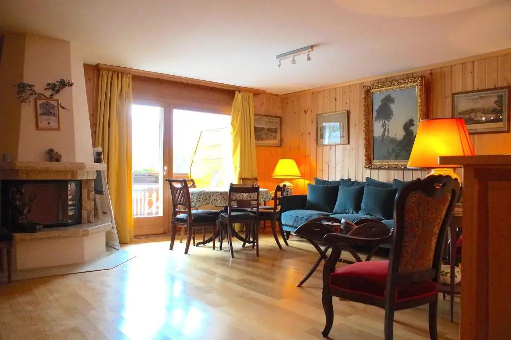 Spacious for up to 5 guests by Golf Course, Belfry