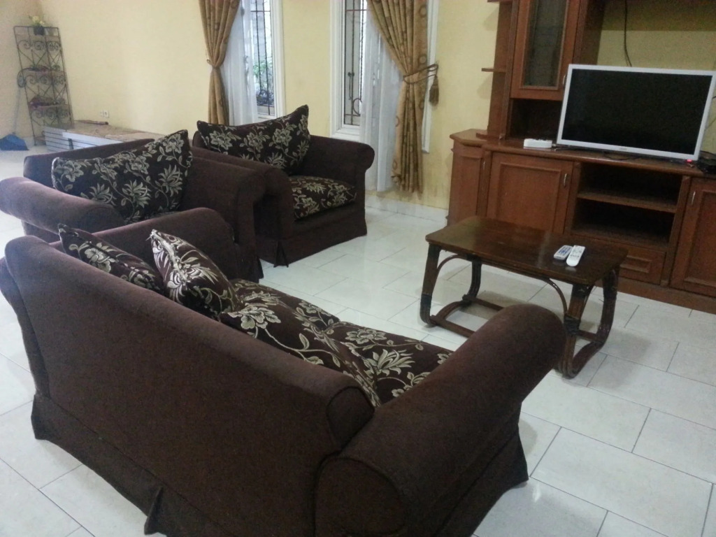 Villa Kota Bunga Cosmos