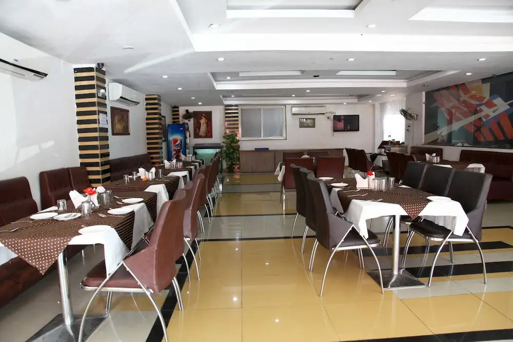 OYO 3075 Hotel RK Residency