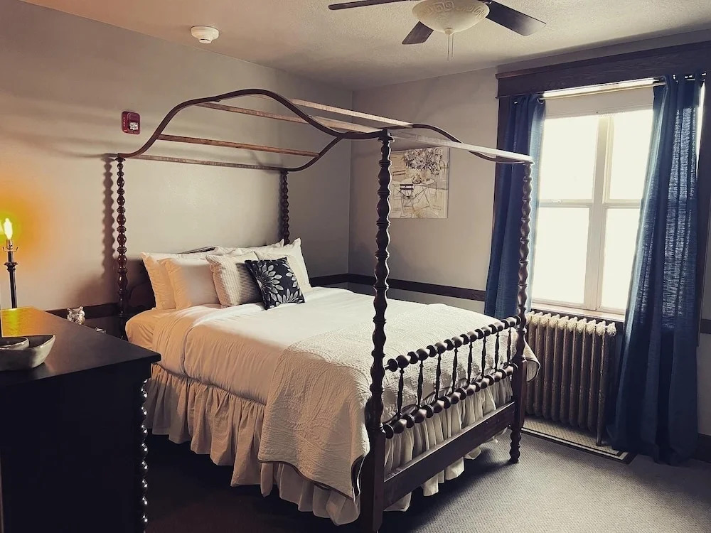 Enders Hotel