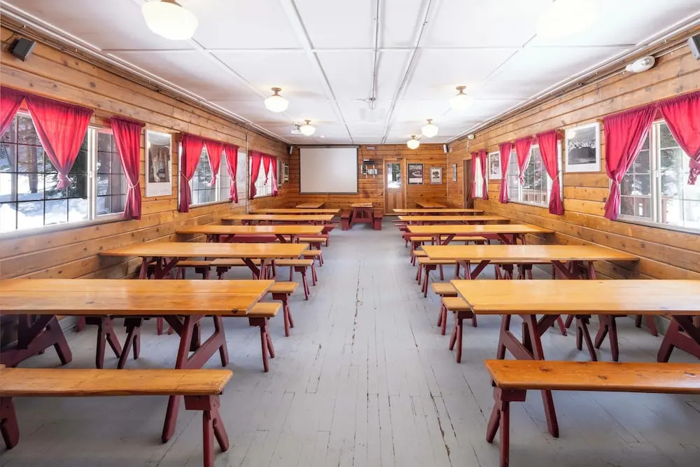 Clair Tappaan Lodge