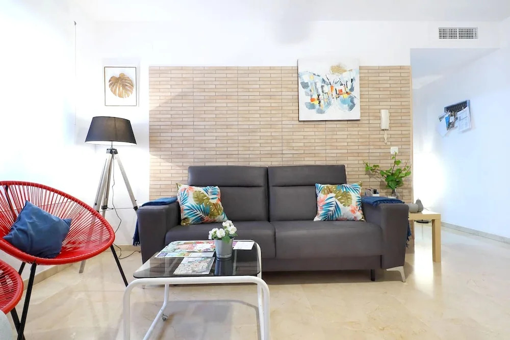 Apartment with One Bedroom in Córdoba, with Enclosed Garden And Wifi