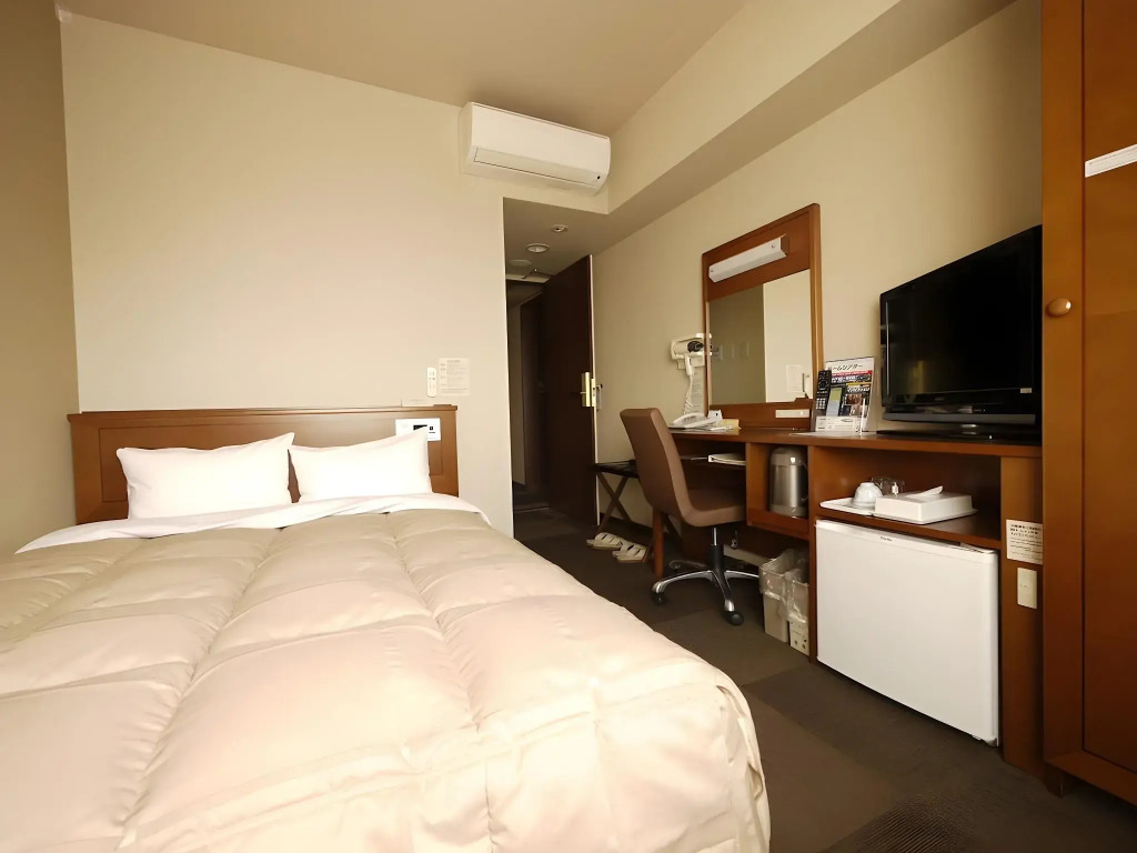 Hotel Route-Inn Ichinomiya Ekimae
