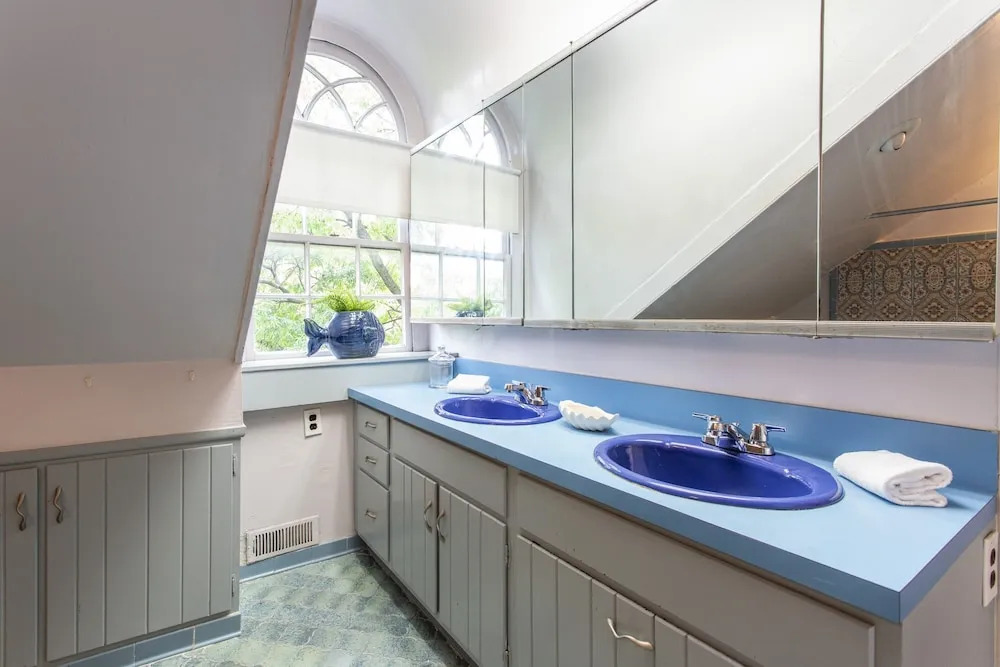 Loft in Historic Area - Liberty Bell/society Hall