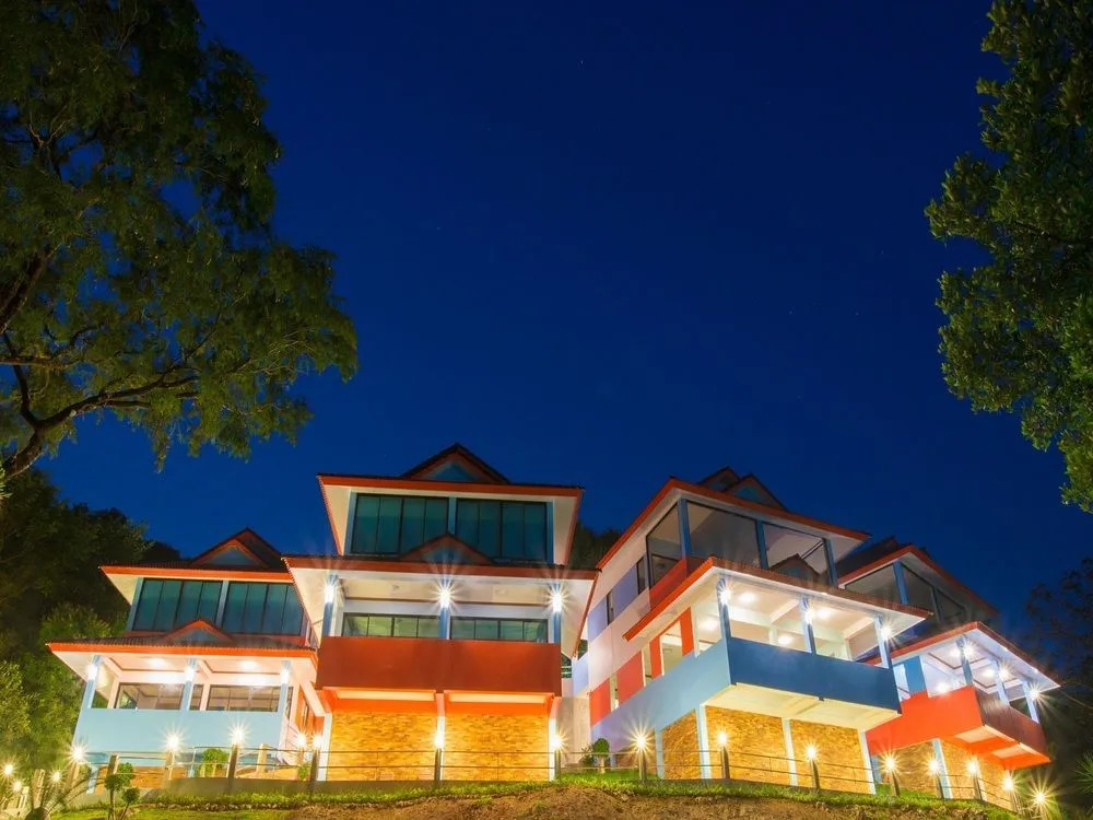 Baan Rua Resort